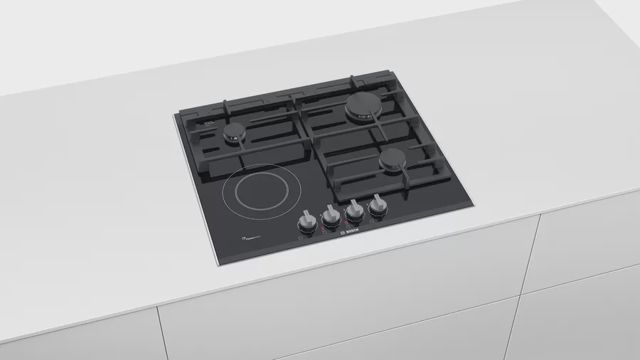 Bosch Table cuisson mixte gaz  élec PRY6A6B70Q