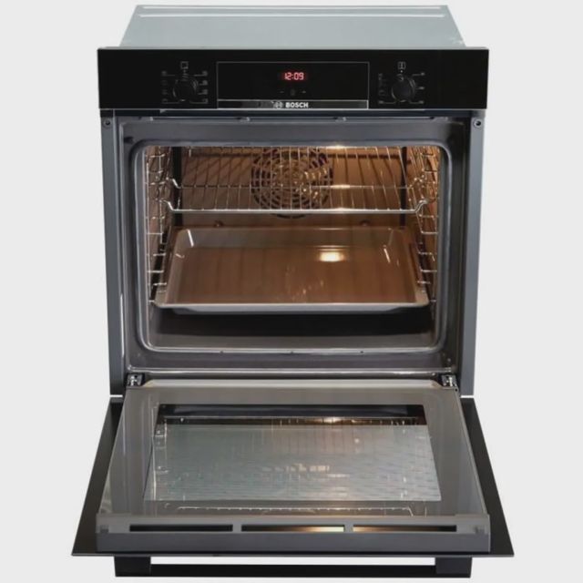 Bosch four encastrable HBA553BA0 3400w