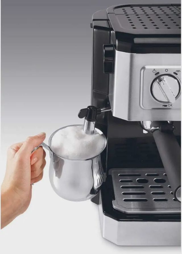 Delonghi machine à café  cafétiere métallique 2en1 BCO421.S
