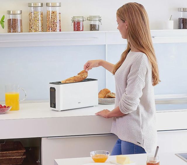 Braun  Grille pain HT 3110 WH 1000watts
