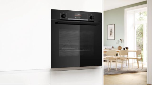 Bosch  Four encastrable Série 6 HBG536EB4  71L AirFry