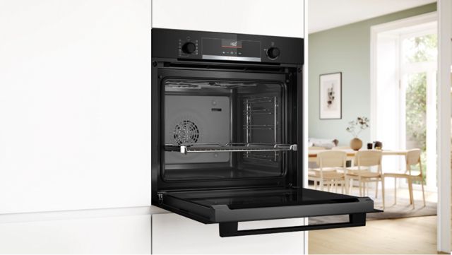 Bosch  Four encastrable Série 6 HBG536EB4  71L AirFry