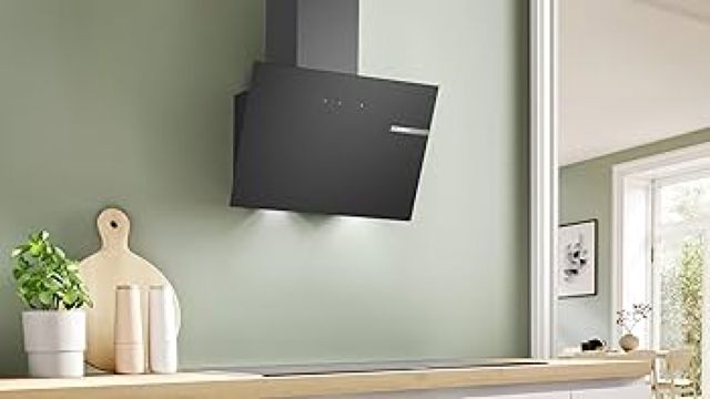 Hotte Bosch décorative murale Série 2 DWK65DK60 noir 60 cm
