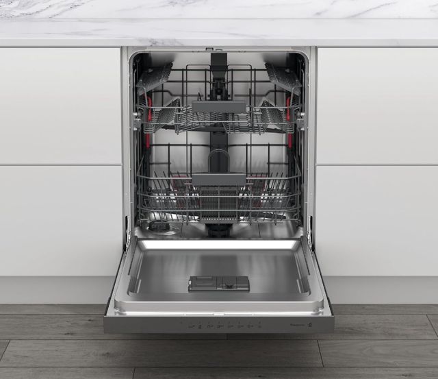 Whirlpool lave vaisselle semi encastrable 6 sens  WB6020PX